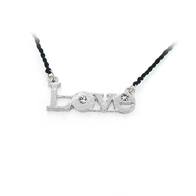 英文字母Love項(xiàng)鏈